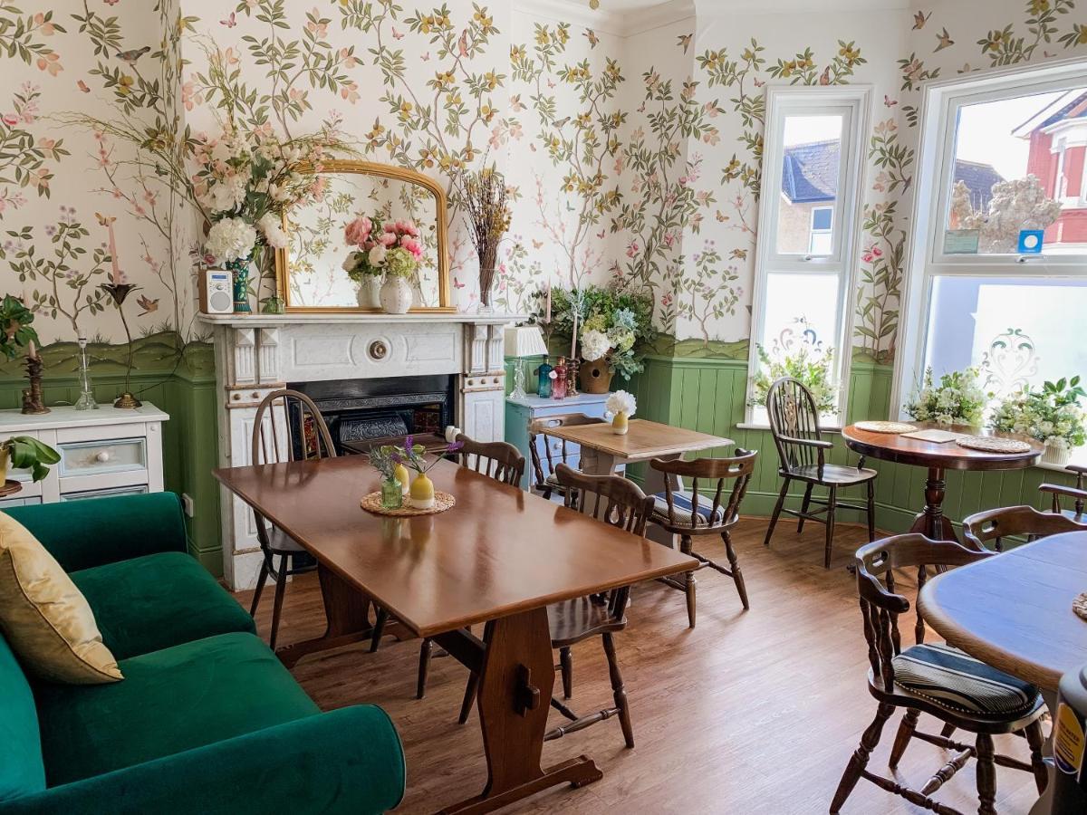 The Townhouse 101 Bed & Breakfast Sandown Dış mekan fotoğraf
