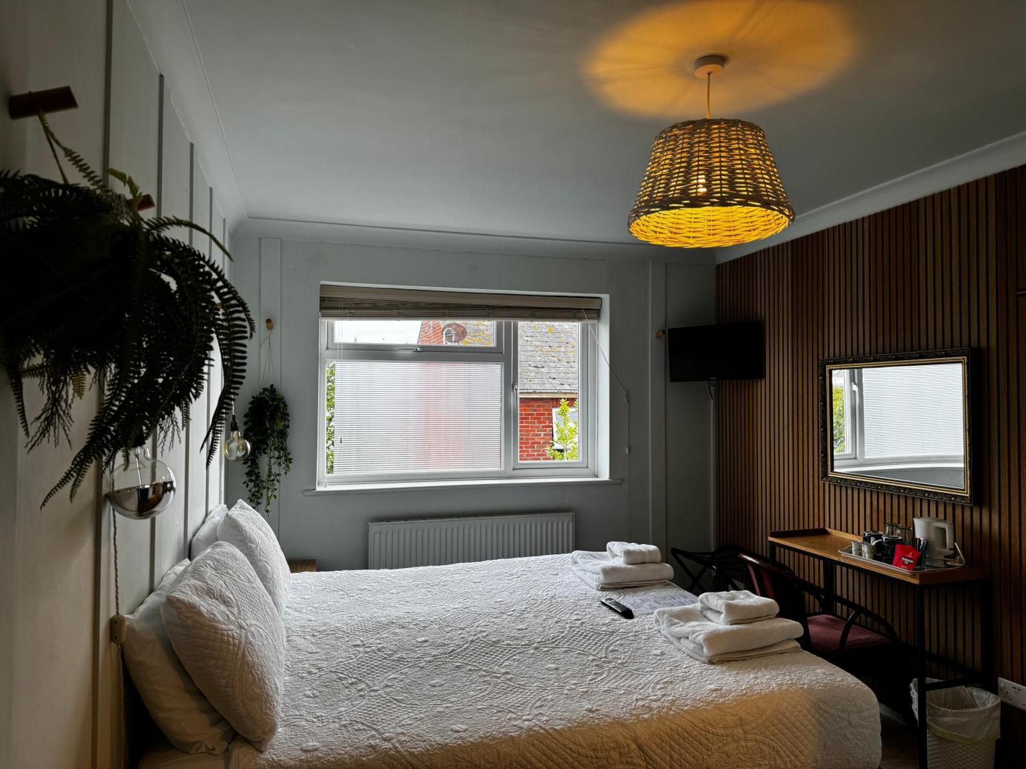 The Townhouse 101 Bed & Breakfast Sandown Dış mekan fotoğraf